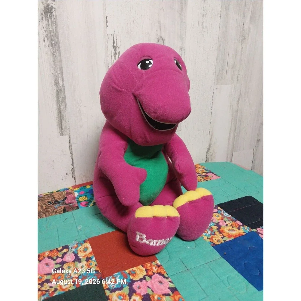 Vintage 1996 Talking Barney Playskool 18